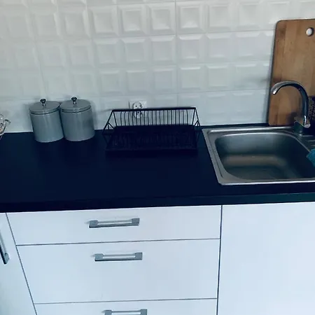 Apartment Wakacyjne Mieszkanie Matejki 6 *